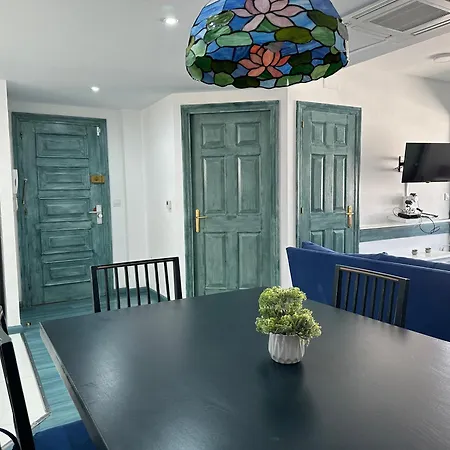 Apartment Agi Avenida *