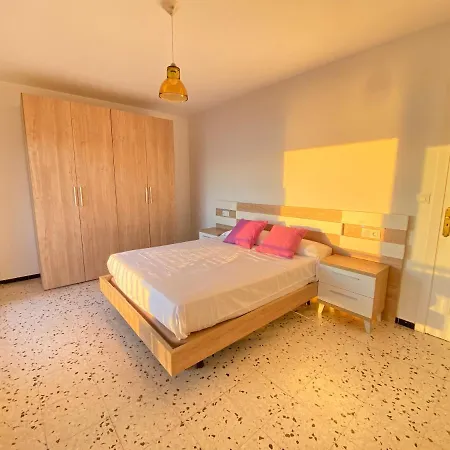 Apartment Agi Avenida *