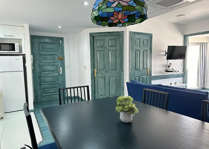Apartament Agi Avenida *