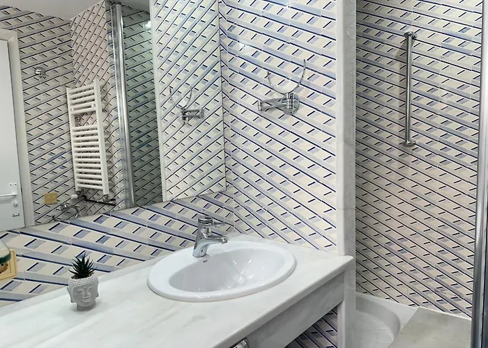 Agi Avenida Apartament Roses