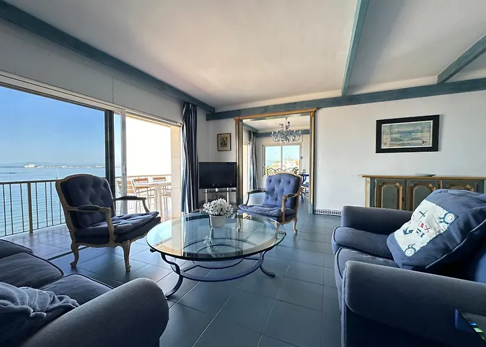 Apartament Agi Avenida