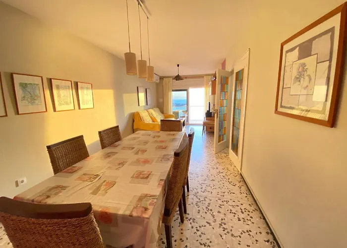 Agi Avenida Apartament *
